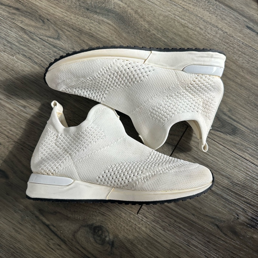 JSLIDE Slip-On Sneakers